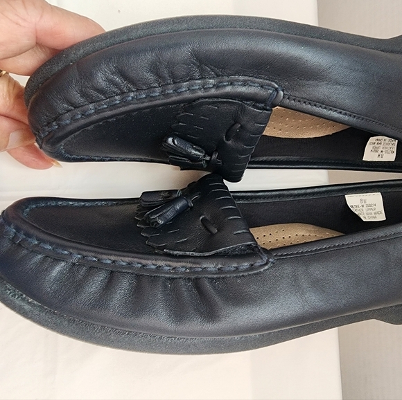 Red Cross Comfort Fit Women Black Loafer Cushion Insole Leather Upper Sz 8 (EUC) - Picture 7 of 13